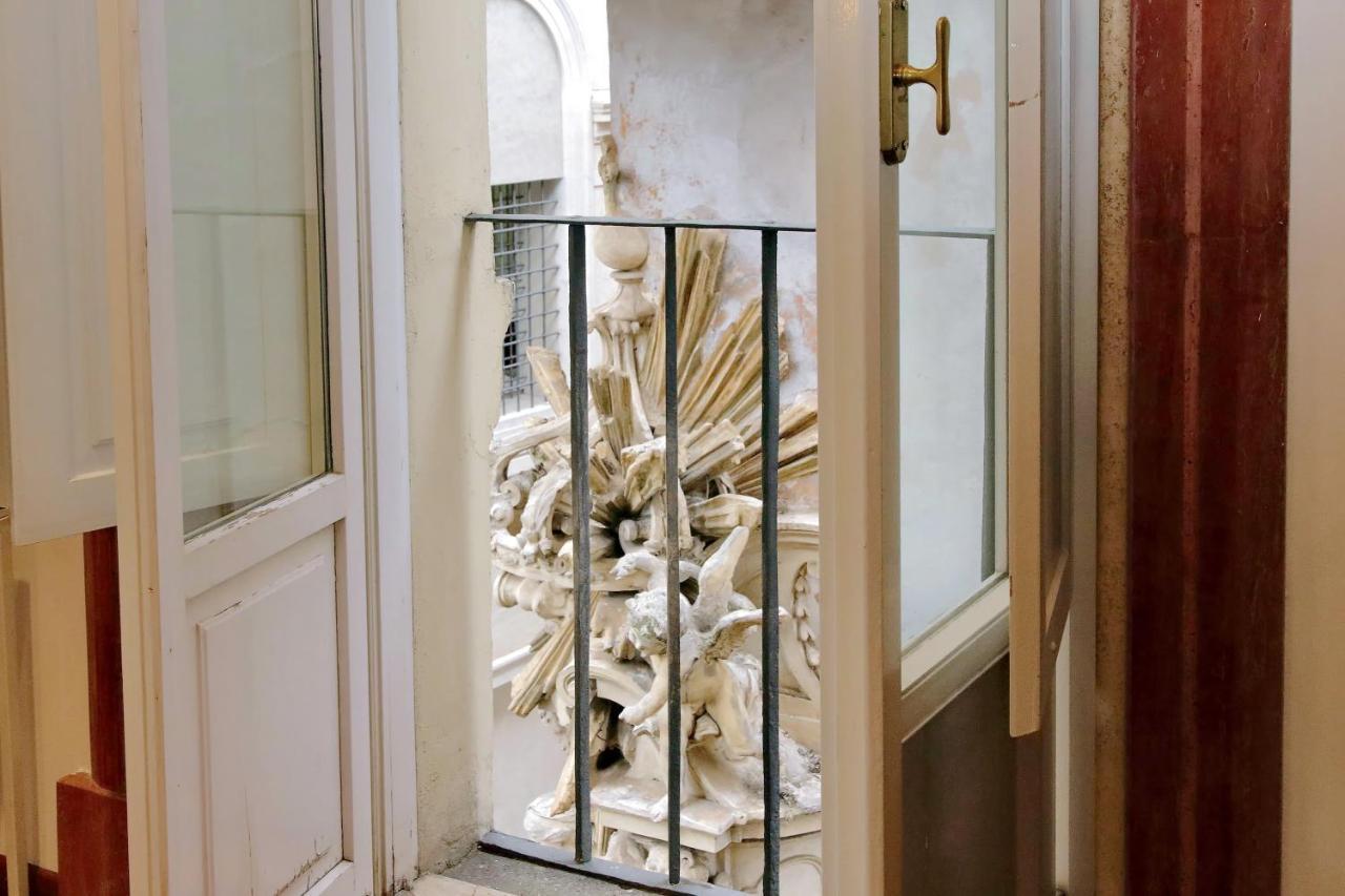 Ych-Farnese Charme Leilighet Roma Eksteriør bilde